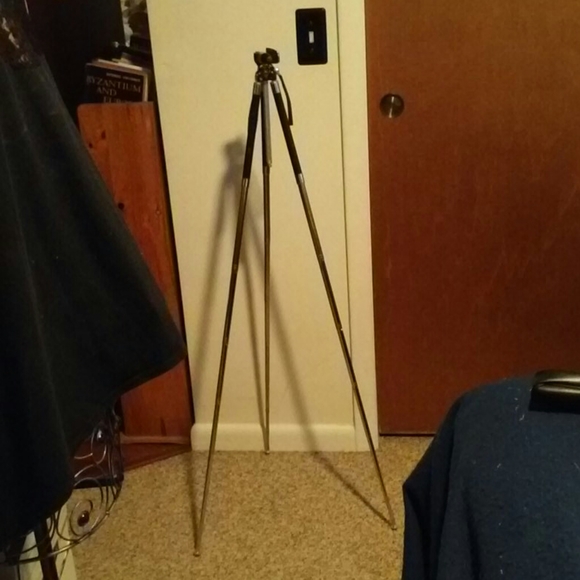 Vintage Swallow Camera Tripod - Picture 7 of 8